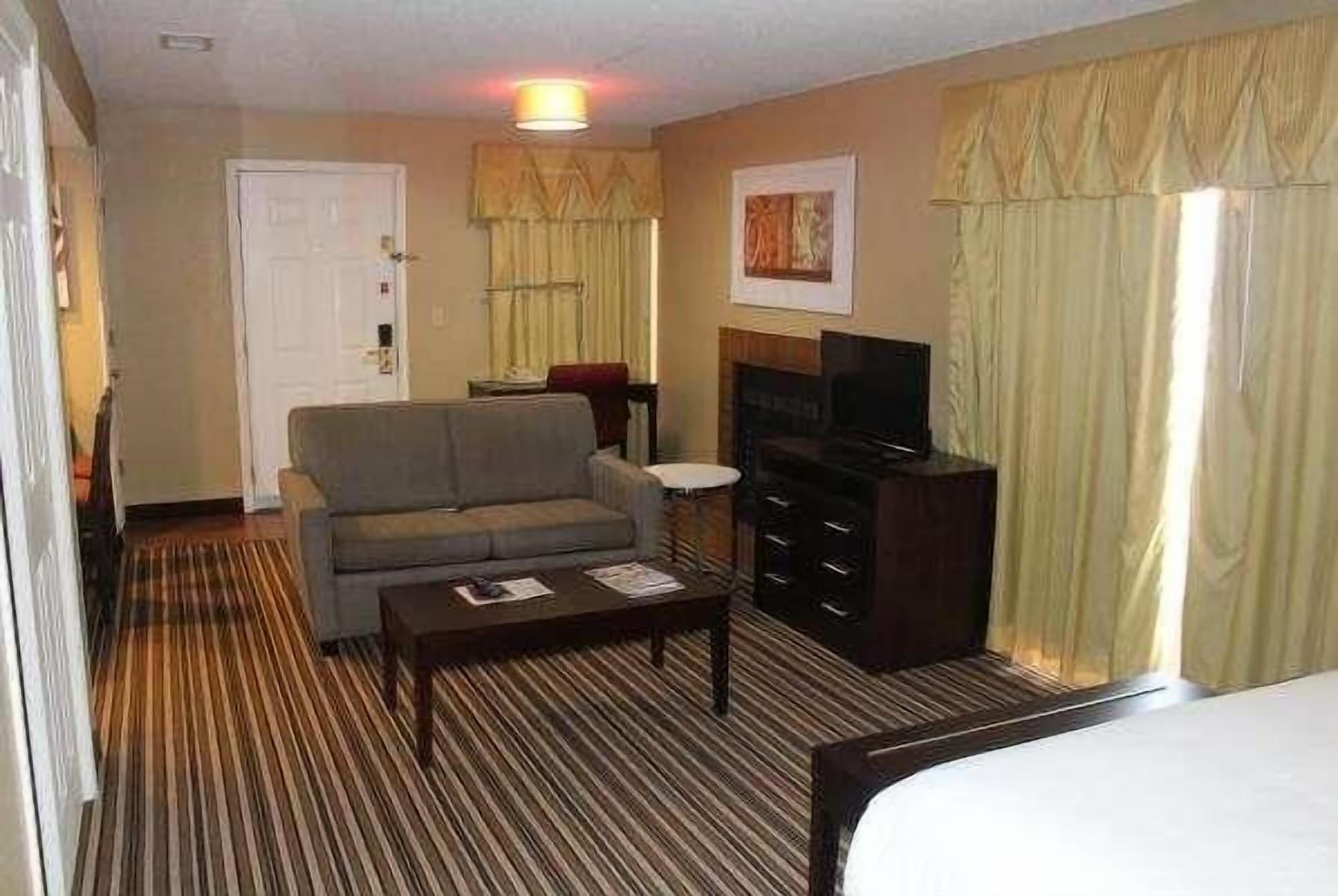 Hawthorn Extended Stay By Wyndham Вічіта Екстер'єр фото