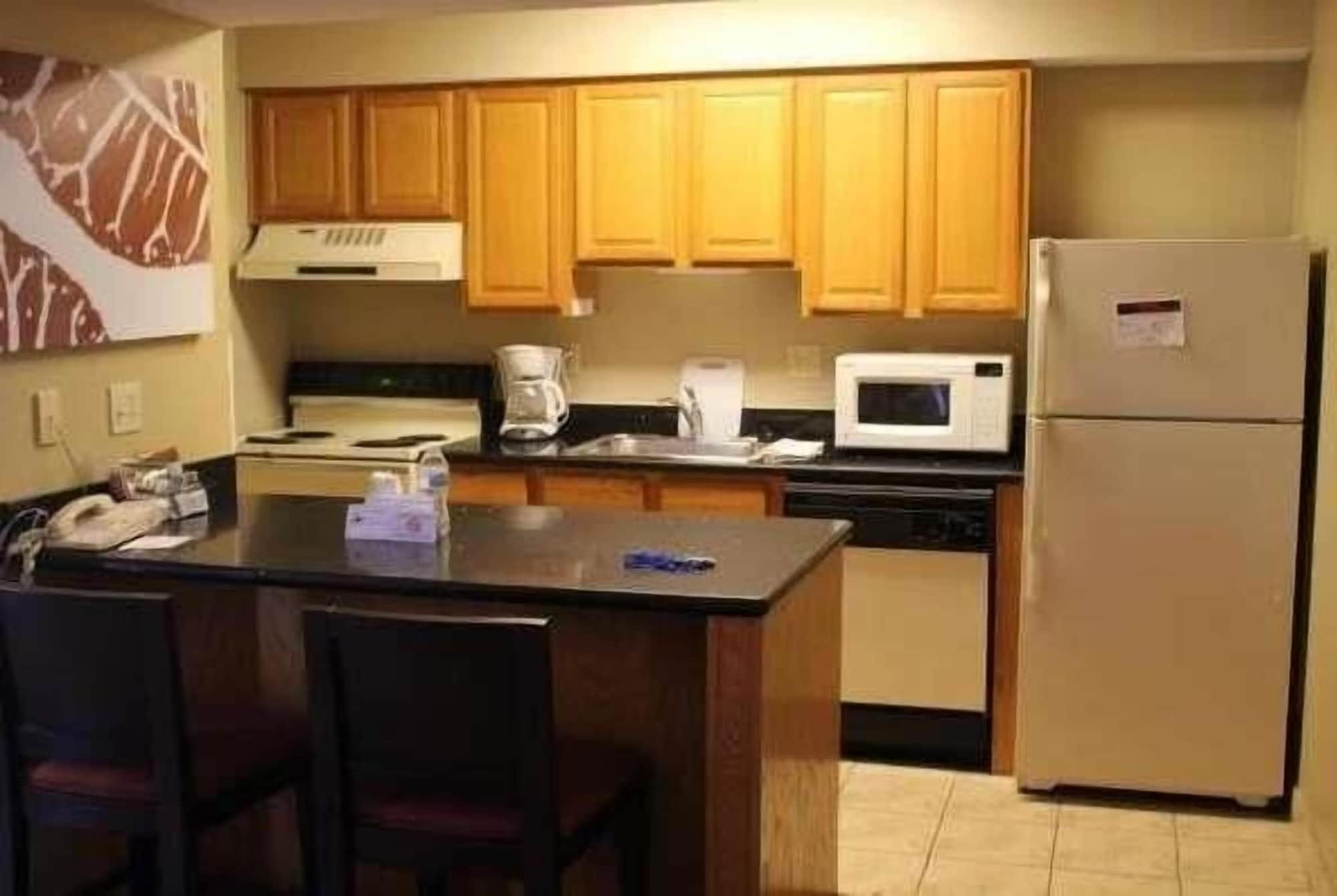 Hawthorn Extended Stay By Wyndham Вічіта Екстер'єр фото