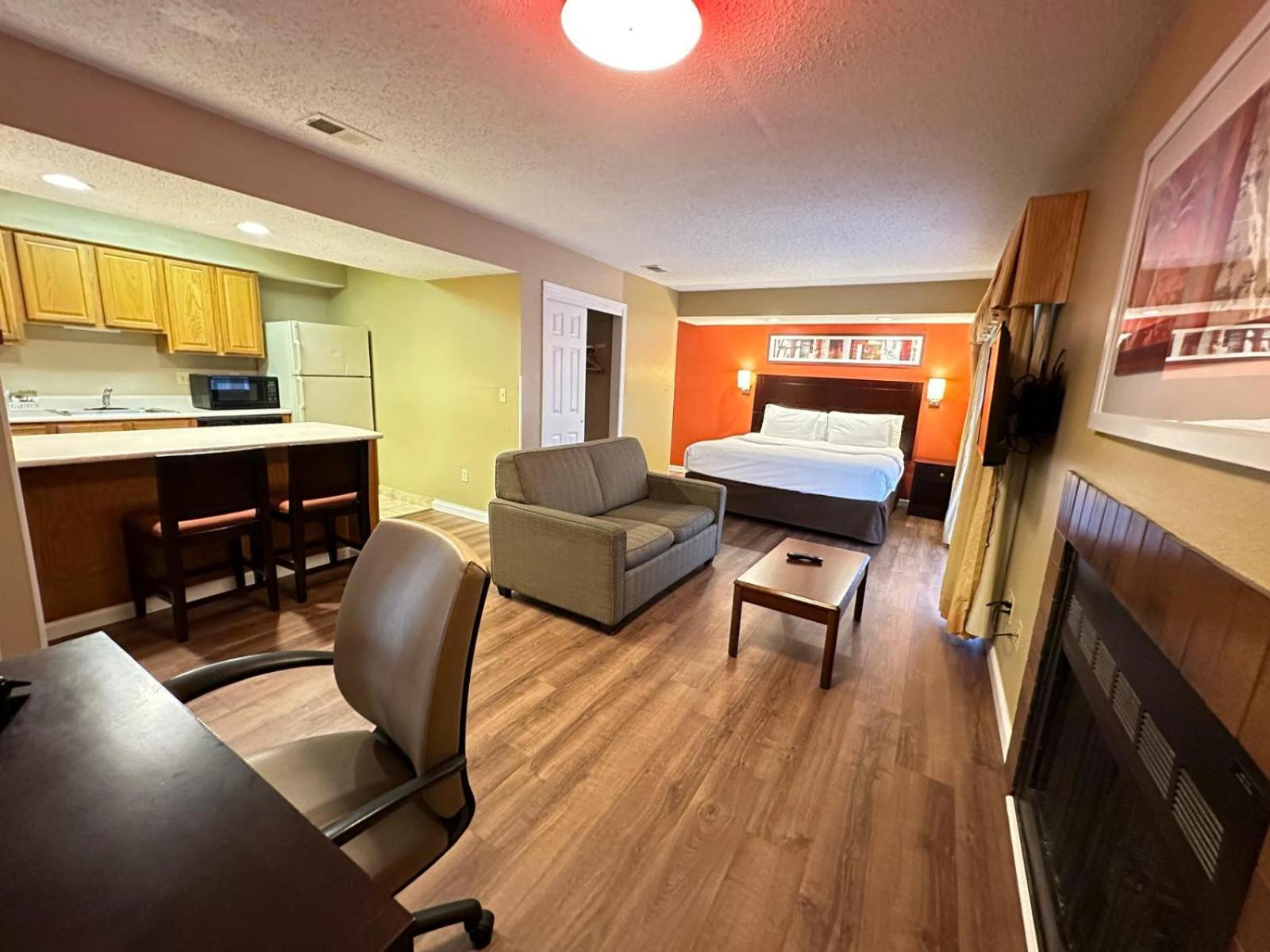 Hawthorn Extended Stay By Wyndham Вічіта Екстер'єр фото